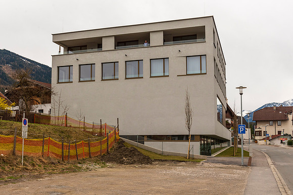 WG-20230326-6018