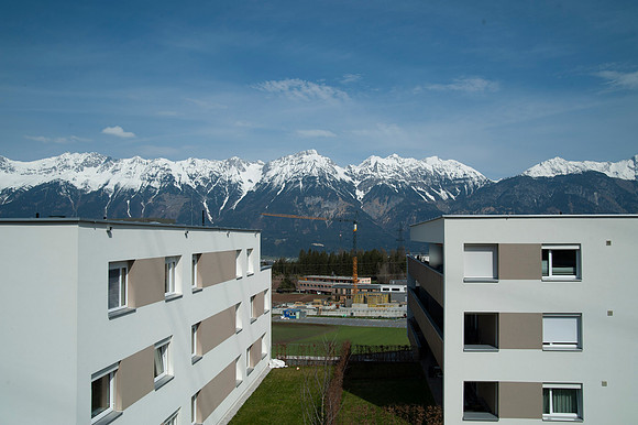 WG-20210410-77992