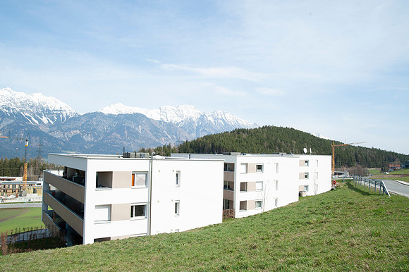 WG-20210410-77994