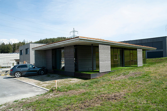WG-20210410-78033