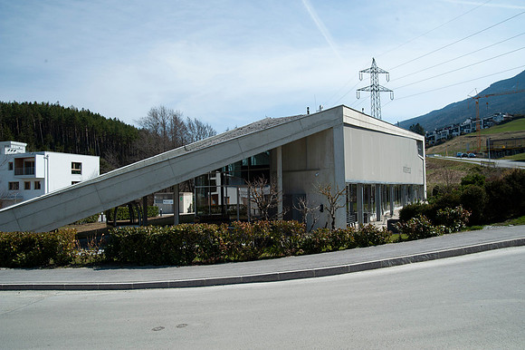 WG-20210410-78039